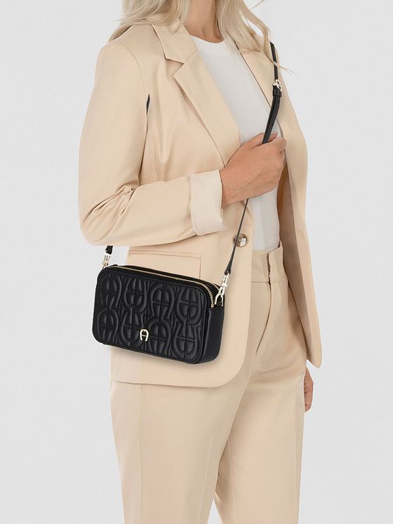 AIGNER Diadora Skuldertaske Læder 19 cm