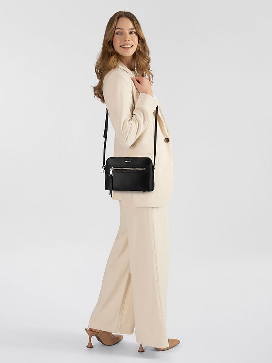 DKNY Bryant Ave Skuldertaske Læder 22 cm