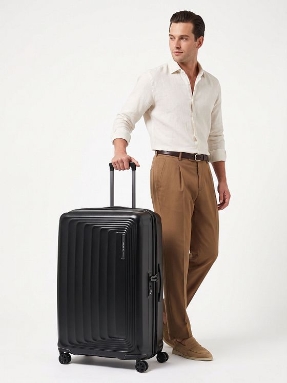 Samsonite Nuon 4-pyöräinen vetolaukku 81 cm Laajennettava