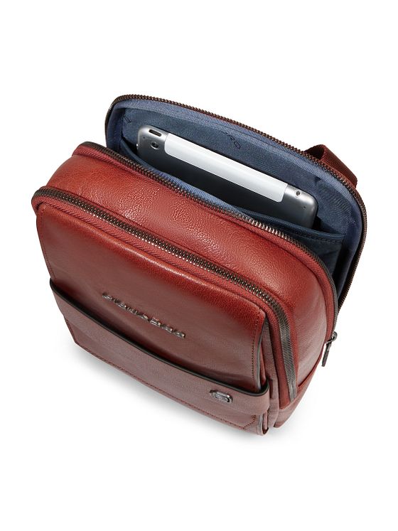 Piquadro Solm Skuldertaske Læder 25 cm