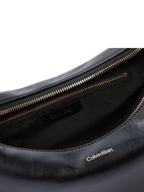Calvin Klein Pinched Skuldertaske 24 cm