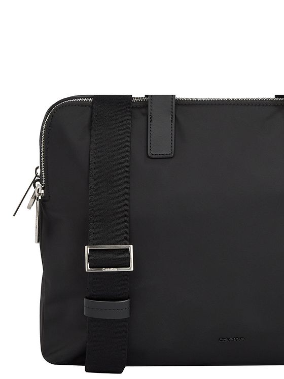 Calvin Klein Business Tech Dokumenttaske 37.5 cm Laptoprum Calvin Klein Business Tech Dokumenttaske 37.5 cm Laptoprum