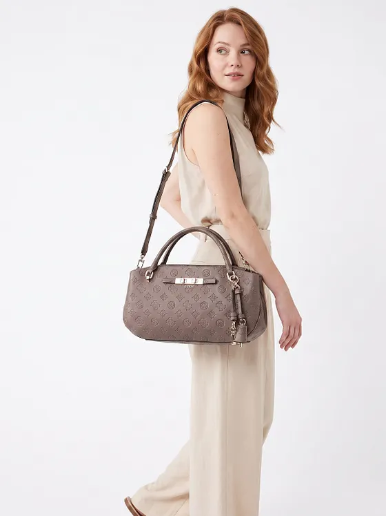Guess Carmella Håndtaske 33 cm Guess Carmella Håndtaske 33 cm