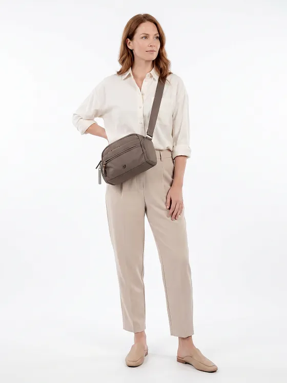 Suri Frey SFY Bonny Crossbody taske 30 cm Suri Frey SFY Bonny Crossbody taske 30 cm