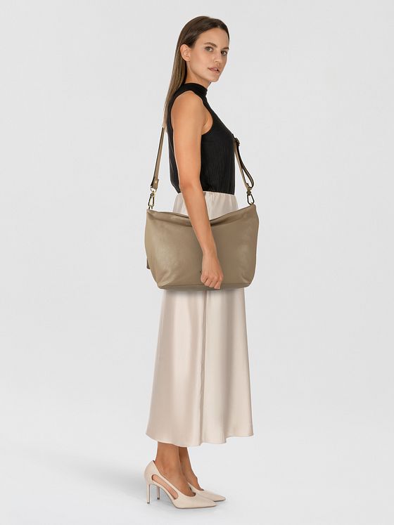 abro Ebony Skuldertaske Læder 38 cm abro Ebony Skuldertaske Læder 38 cm