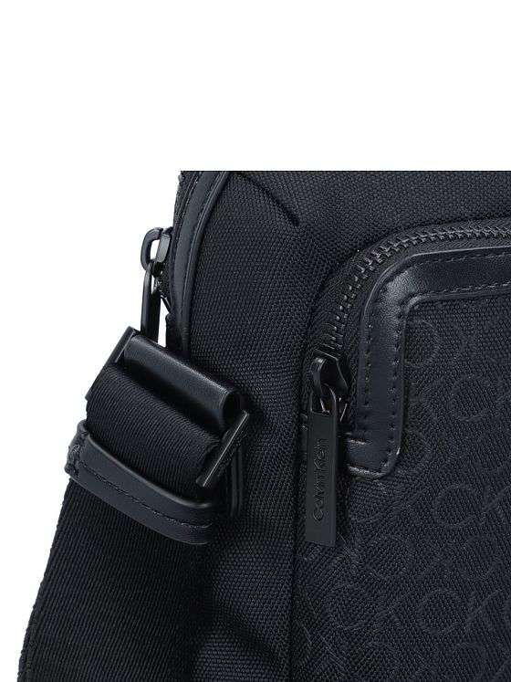 Calvin Klein CK Remote Mini Bag skuldertaske 17.5 cm Calvin Klein CK Remote Mini Bag skuldertaske 17.5 cm