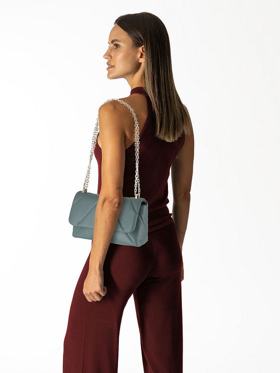 Patrizia Pepe Fly Polstret skuldertaske i læder 25 cm Patrizia Pepe Fly Polstret skuldertaske i læder 25 cm