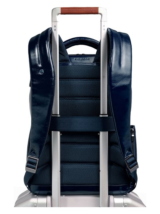 Piquadro Blue Square Daypack Læder 29 cm Laptoprum Piquadro Blue Square Daypack Læder 29 cm Laptoprum
