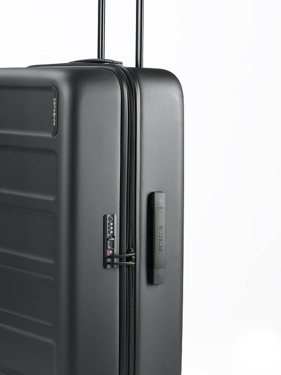 Samsonite Quadrix 4-hjulet trolley 68 cm Samsonite Quadrix 4-hjulet trolley 68 cm