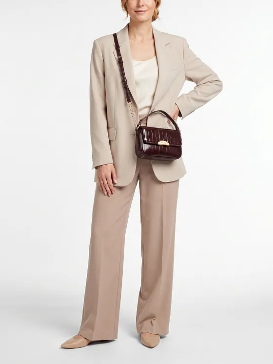 DKNY Willa Crossbody taška Kůže 20.5 cm DKNY Willa Crossbody taška Kůže 20.5 cm
