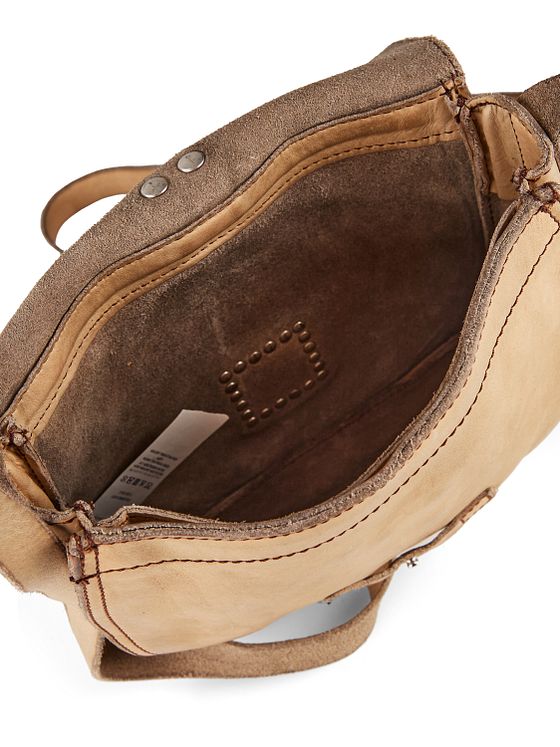 Campomaggi Linda Skuldertaske Læder 22 cm Campomaggi Linda Skuldertaske Læder 22 cm