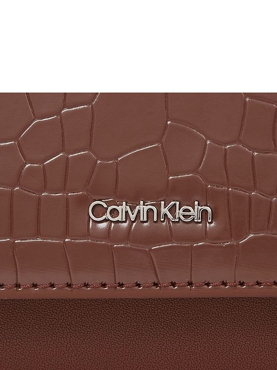 Calvin Klein CK Must Skuldertaske 26.5 cm