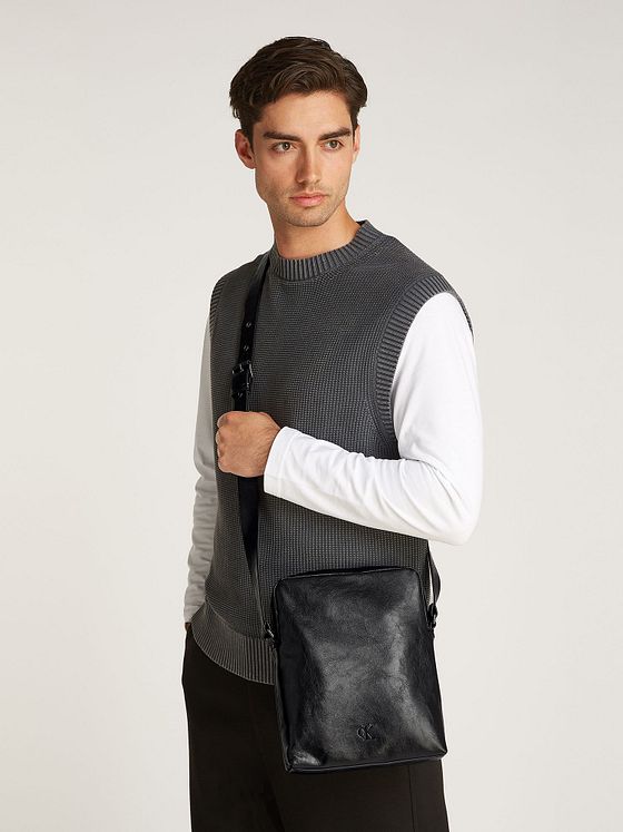 Calvin Klein Jeans Tumbled Skuldertaske 22 cm Calvin Klein Jeans Tumbled Skuldertaske 22 cm