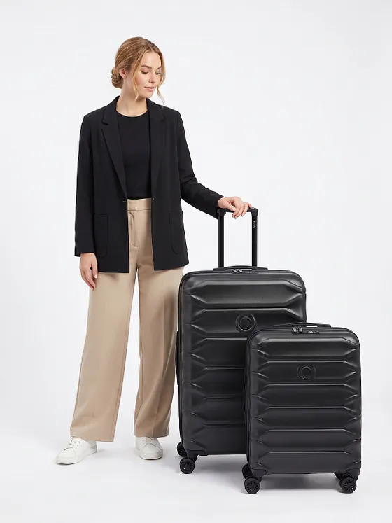Delsey Paris Meteor 4-pyöräinen matkalaukkusetti S+M, laajennettava välitasku Delsey Paris Meteor 4-pyöräinen matkalaukkusetti S+M, laajennettava välitasku