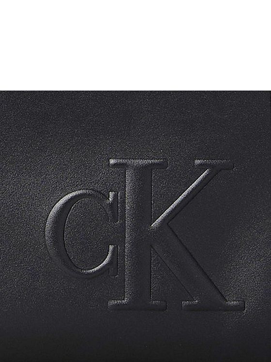 Calvin Klein Sculpted Skuldertaske 22.5 cm