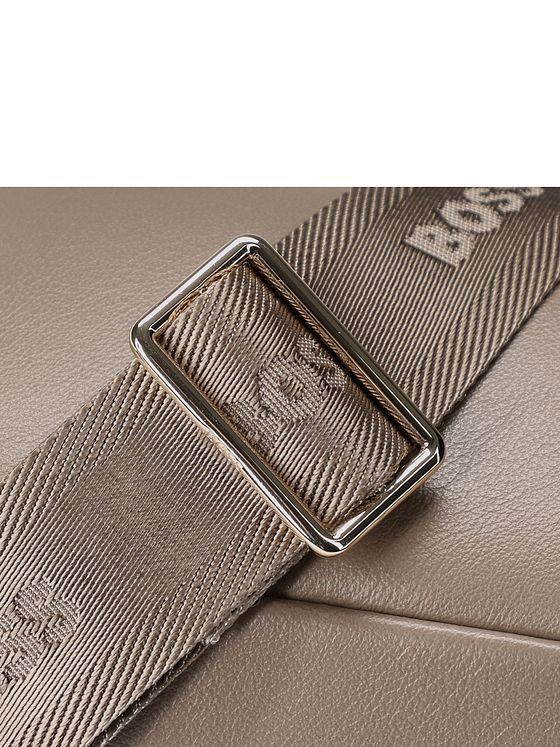 Boss Sandy Skuldertaske 20 cm Boss Sandy Skuldertaske 20 cm