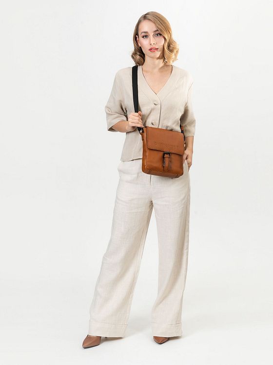 Farmhood Memphis Skuldertaske Læder 22 cm