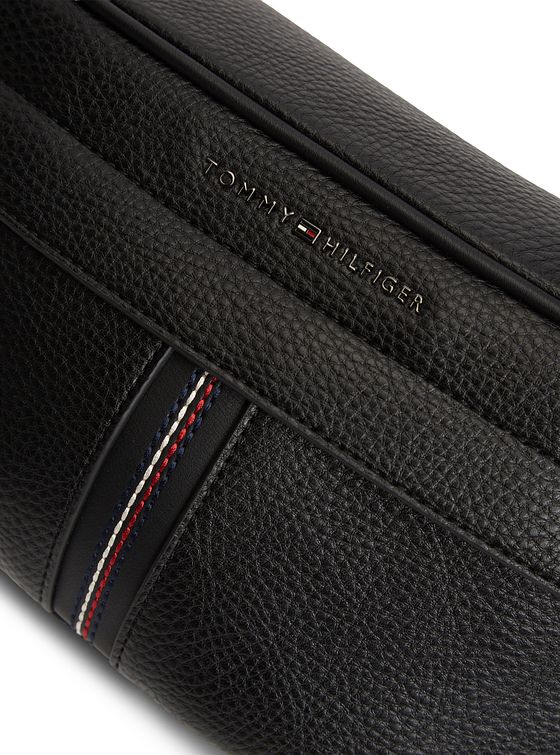 Tommy Hilfiger TH Central Bæltetaske 40 cm