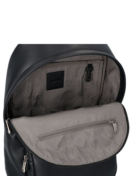 Calvin Klein Raised Batoh 45 cm Kapsa na notebook