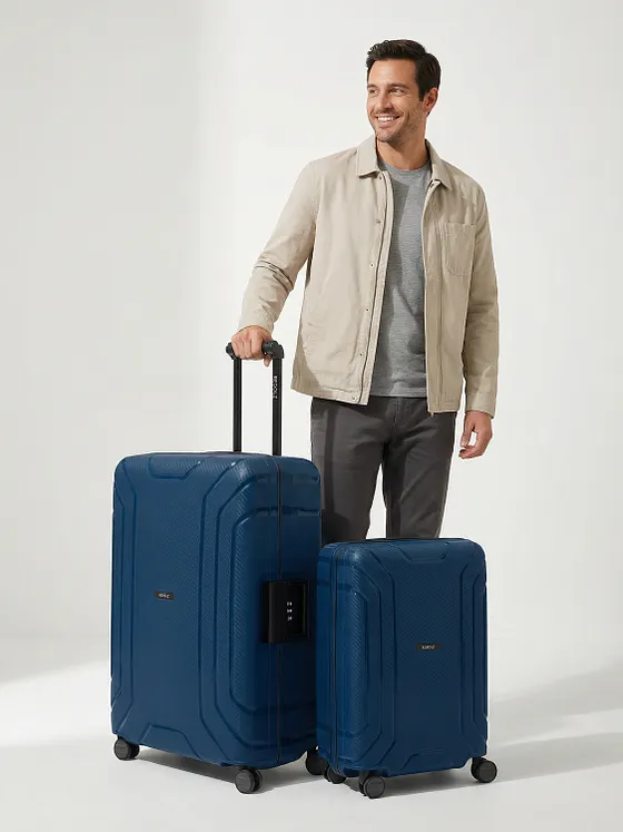 Redolz Essentials 15 – Resväskeset med 4-hjuliga resväskor i storlekarna S och L med trepunktslås Redolz Essentials 15 – Resväskeset med 4-hjuliga resväskor i storlekarna S och L med trepunktslås