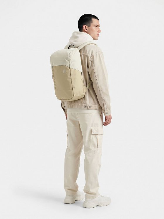 Deuter UP Stockholm Arkireppu 50 cm Kannettavan tietokoneen taskun syvyys Deuter UP Stockholm Arkireppu 50 cm Kannettavan tietokoneen taskun syvyys