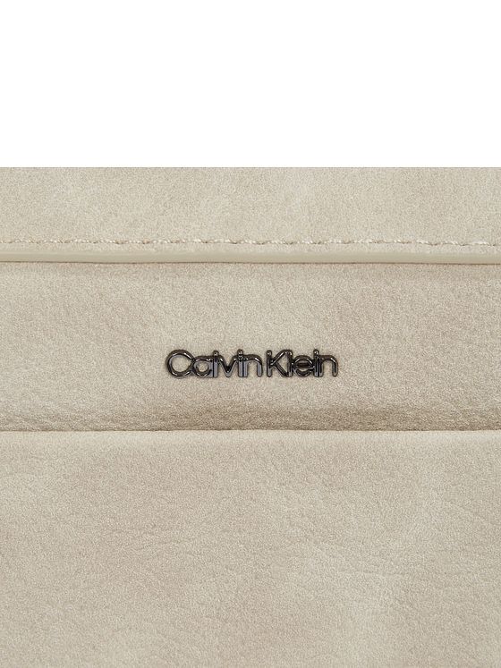 Calvin Klein CK Refined Skuldertaske 20.5 cm Calvin Klein CK Refined Skuldertaske 20.5 cm