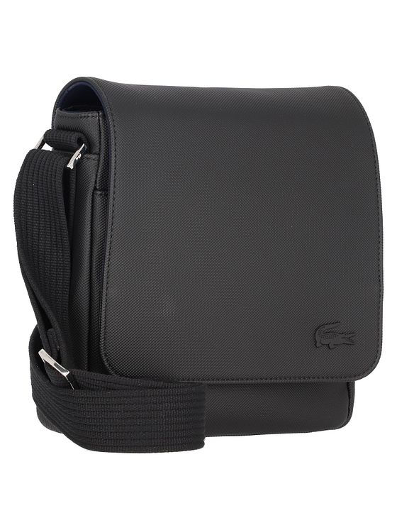 Lacoste Core Essentials Crossbody taske 22 cm Lacoste Core Essentials Crossbody taske 22 cm