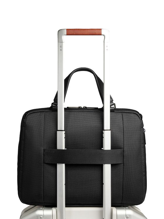 Piquadro Lyss Portfölj 36.5 cm Laptopfack med expansionsveck Piquadro Lyss Portfölj 36.5 cm Laptopfack med expansionsveck