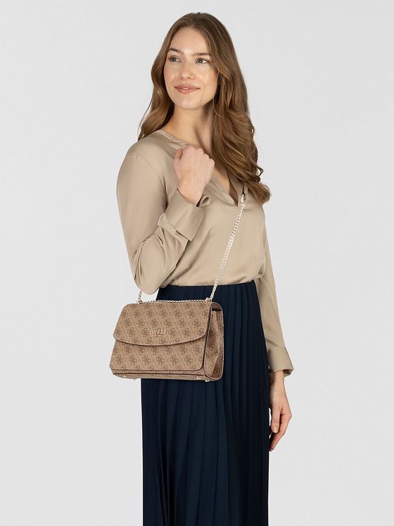 Guess Calista Skuldertaske 24 cm Guess Calista Skuldertaske 24 cm