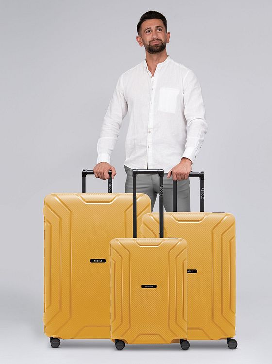 Redolz Essentials 15 4-hjulet kuffertsæt 3-delt med trepunktslukning Redolz Essentials 15 4-hjulet kuffertsæt 3-delt med trepunktslukning