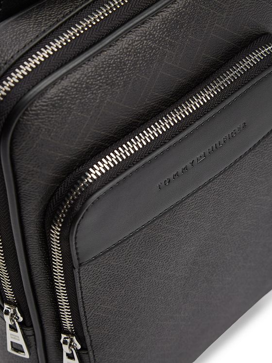 Tommy Hilfiger TH Flag Slingbag i læder 28 cm