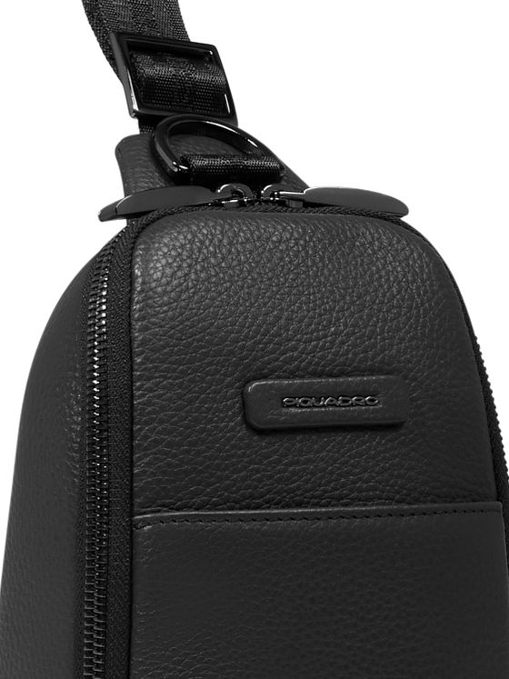 Piquadro Taška Modus Sling Bag 22 cm