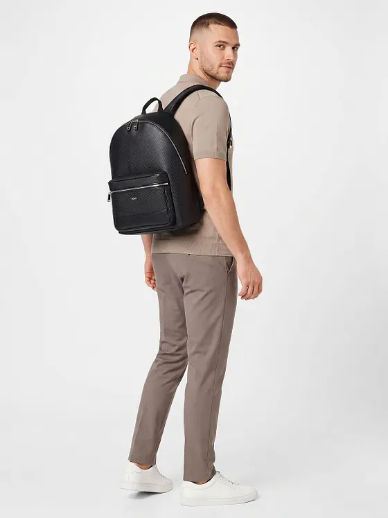 Boss Northon Mochila urbana M Piel natural 40 cm Compartimento para el portátil Boss Northon Mochila urbana M Piel natural 40 cm Compartimento para el portátil