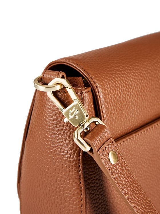 Braun Büffel Hanna Skuldertaske S Læder 26 cm Braun Büffel Hanna Skuldertaske S Læder 26 cm