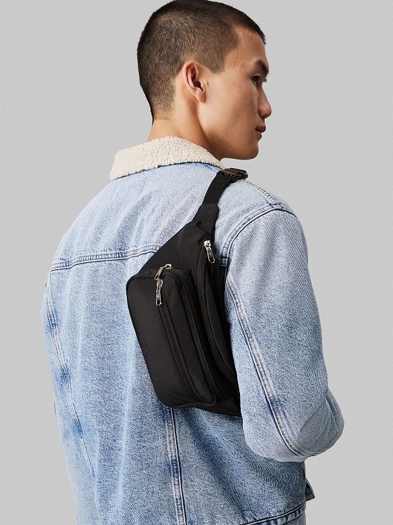 Calvin Klein Jeans Ultralight Bæltetaske 38 cm
