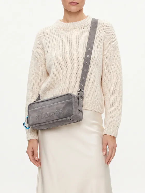 Patrizia Pepe (IM)Perfection Crossbody-laukku Nahka 36 cm Patrizia Pepe (IM)Perfection Crossbody-laukku Nahka 36 cm