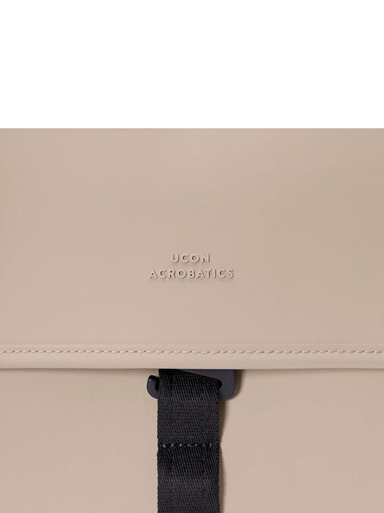 Ucon Acrobatics Lotus Infinity Kumo Medium Daypack 41 cm Laptoprum Ucon Acrobatics Lotus Infinity Kumo Medium Daypack 41 cm Laptoprum