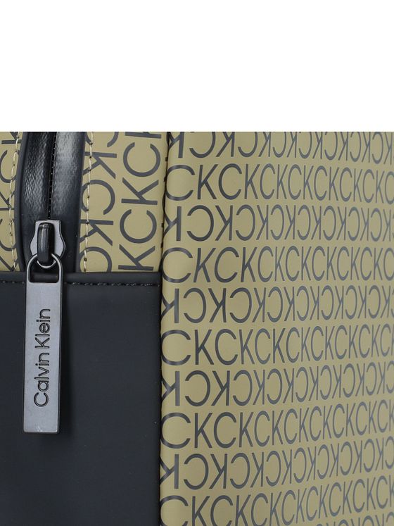 Calvin Klein Rubberized Conv Skuldertaske 18 cm
