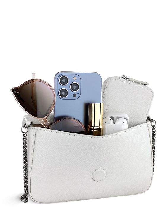 bugatti Elsa Skuldertaske Læder 21.5 cm bugatti Elsa Skuldertaske Læder 21.5 cm