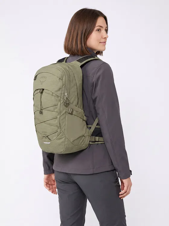 Osprey Quasar Daypack 38 cm Laptoprum Osprey Quasar Daypack 38 cm Laptoprum