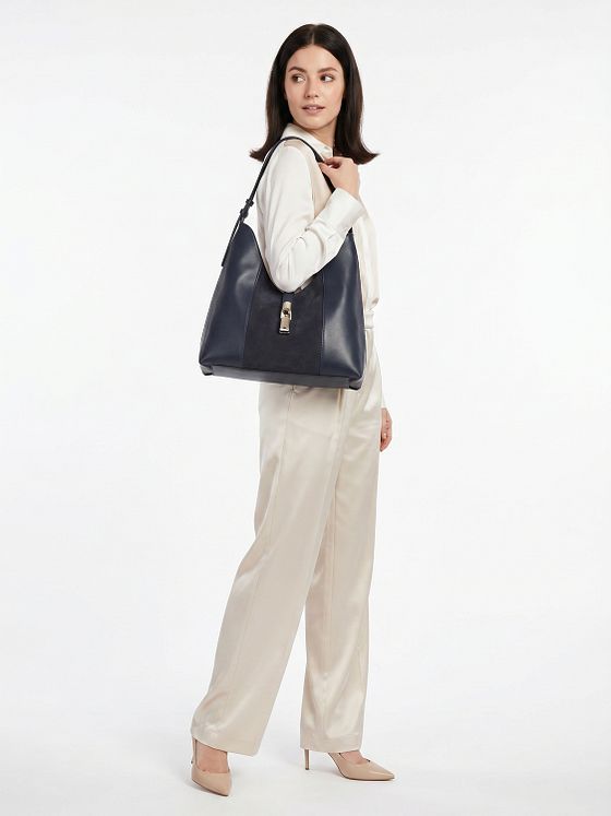 Furla Goccia Skuldertaske M Læder 31 cm Furla Goccia Skuldertaske M Læder 31 cm