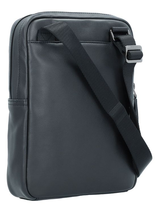 Piquadro Urban skuldertaske i læder 21 cm