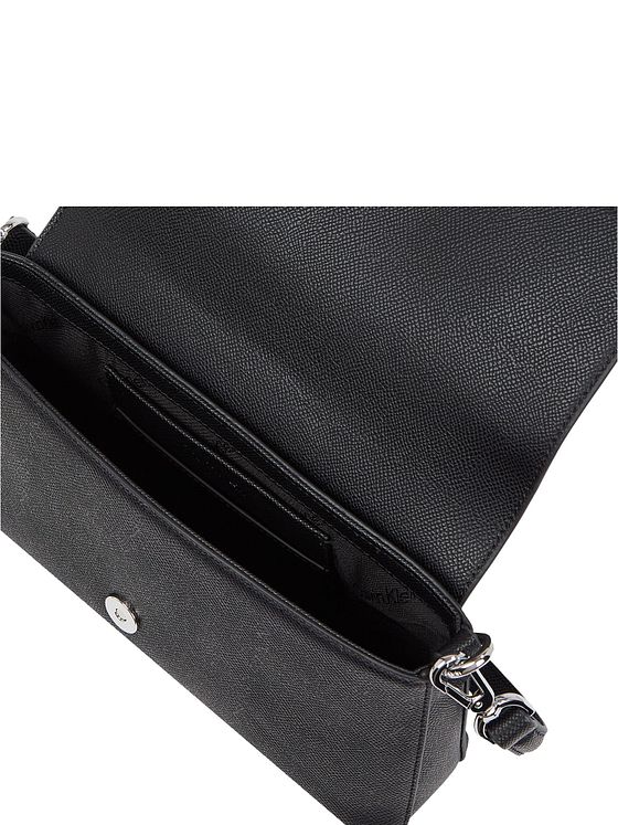 Calvin Klein CK Must Skuldertaske 27 cm