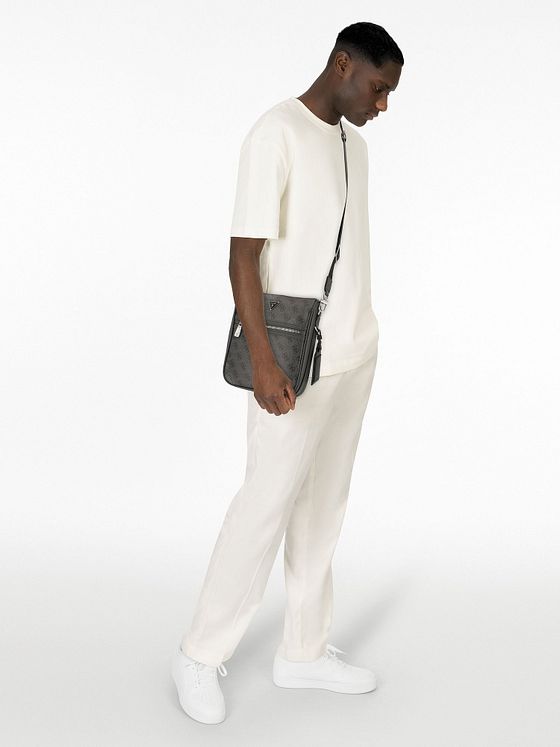 Guess Milano Skuldertaske 23.5 cm