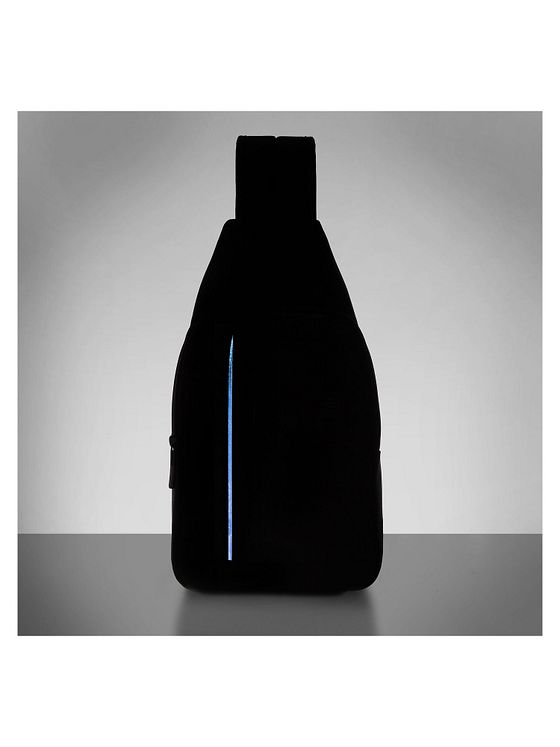 Piquadro Kort skuldertaske 37 cm Piquadro Kort skuldertaske 37 cm