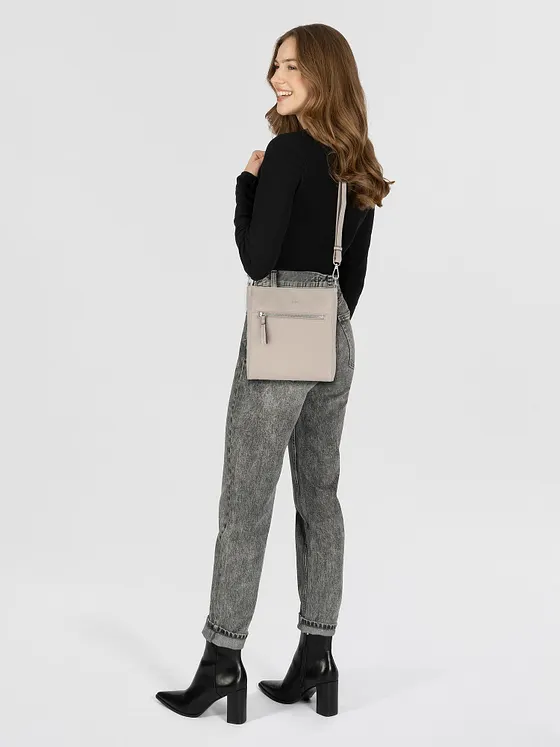 Gabor Silena Crossbody-laukku 25 cm Gabor Silena Crossbody-laukku 25 cm