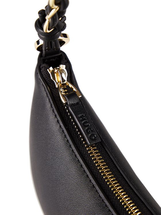 Hugo Ilary Skuldertaske 26 cm Hugo Ilary Skuldertaske 26 cm