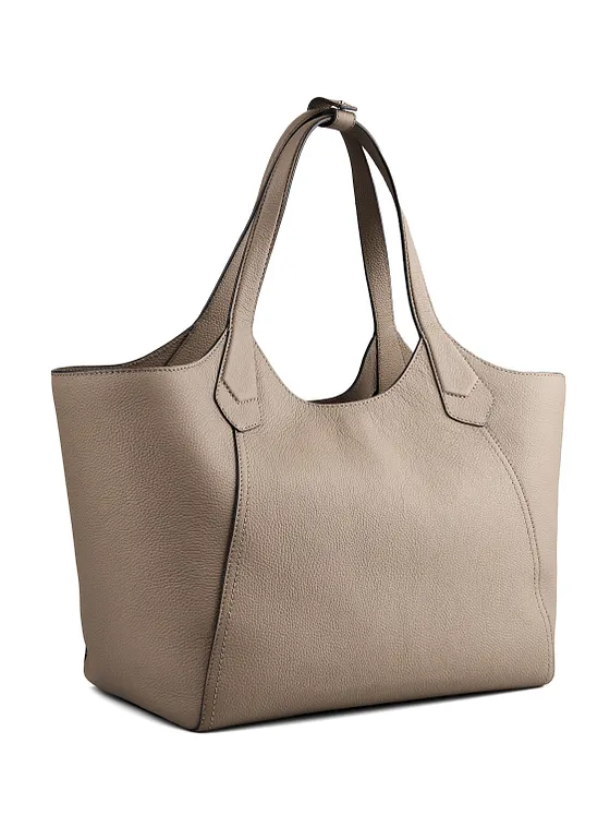 Boss Lenah Shopperit Nahka 33 cm Boss Lenah Shopperit Nahka 33 cm