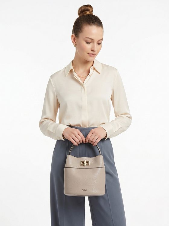 Furla Amelia Bucket bag Læder 19 cm Furla Amelia Bucket bag Læder 19 cm
