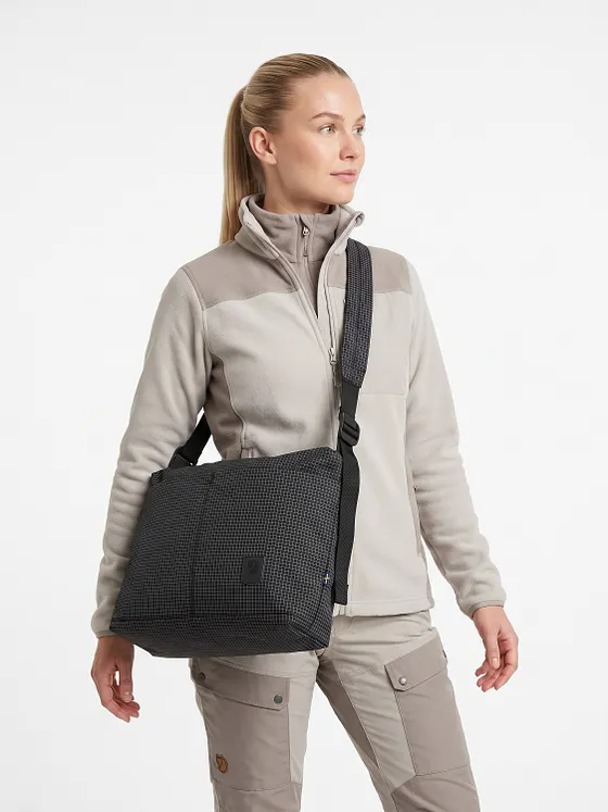 Fjällräven High Coast Crossbody-väska 38 cm Fjällräven High Coast Crossbody-väska 38 cm